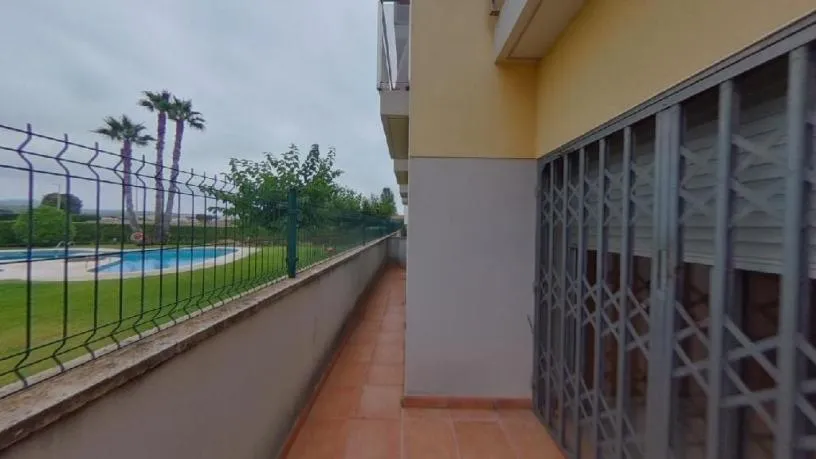 Bassein - Spacious Flat with Pool in Cubelles, Barcelona