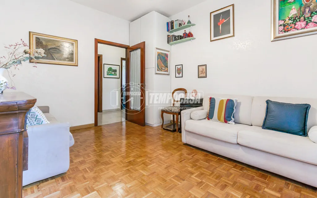 Séjour - Trilocale with Condominium Playground in Milan