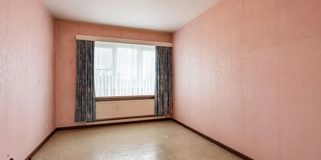Pièces - Appartement avec Balcon et Vue sur l'Église à Eeklo