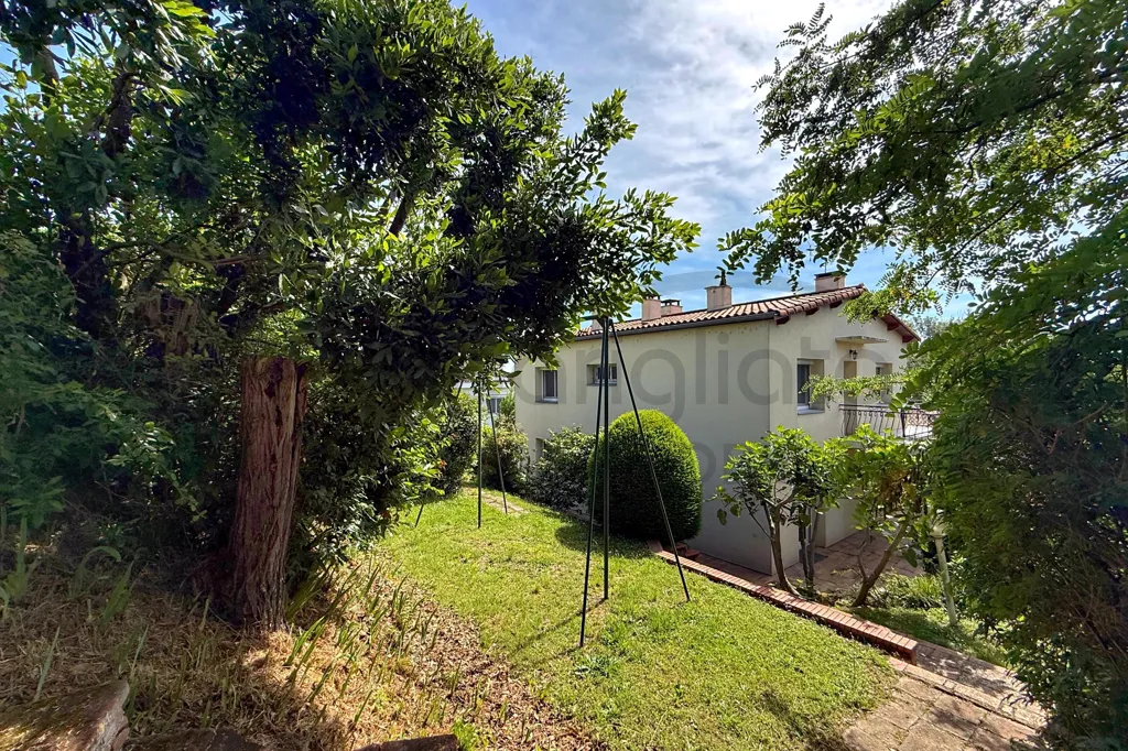 Garden - Individual House with Garage in Blagnac