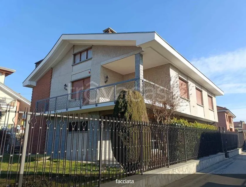 Extérieur - Charming Villa with Garden in Orbassano