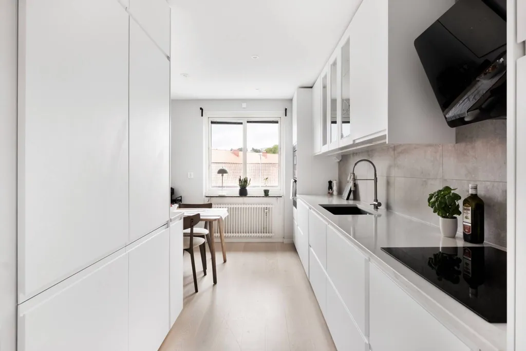 Köök - Modern Flat with Balcony in Karlshamn