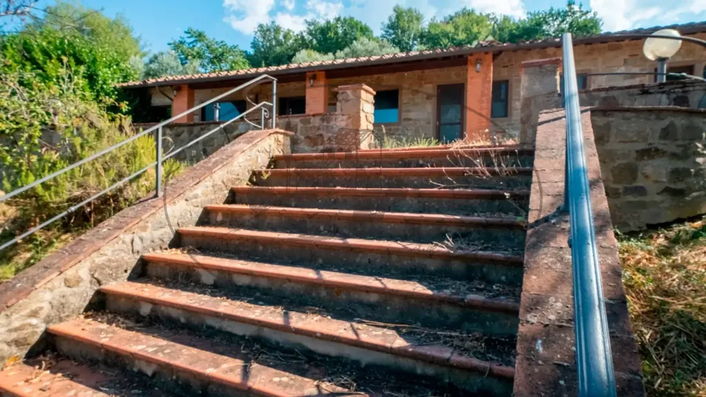 Välivaade - Rustic Complex with Pool in Reggello