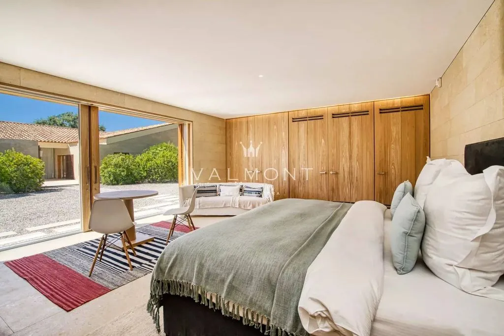 Chambres - Villa Luxueuse avec Vue Mer à Saint-Tropez