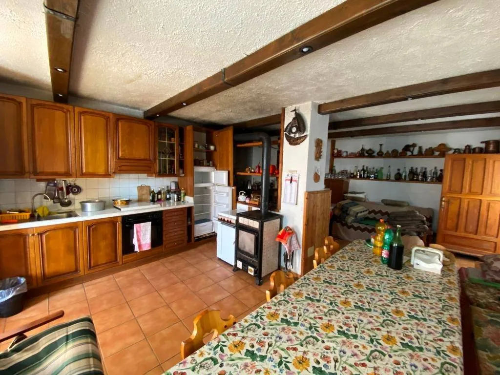 Köök - Panoramic Villa with Garden in Roure