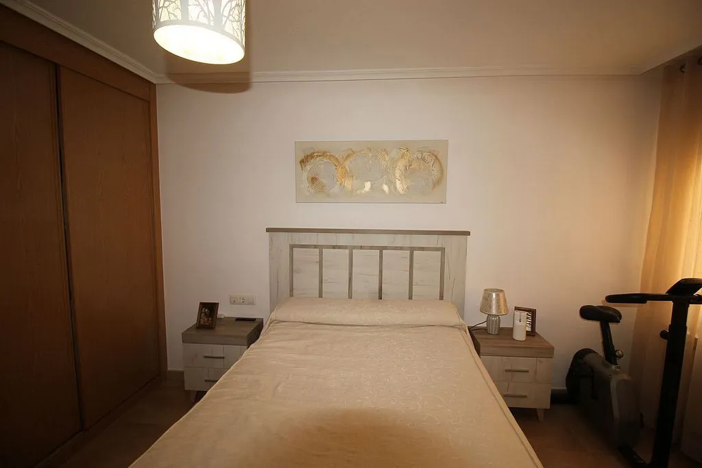Chambres - Apartment with Balcony in Puertollano Centre