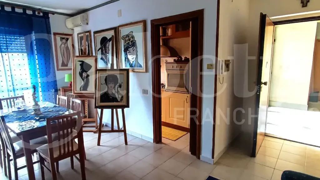 Salle à manger - Trilocale with Private Access in Catanzaro