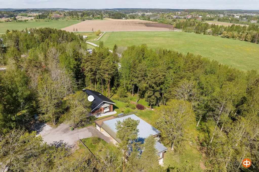 Vista aerea - Architectural House with Garden in Halikko