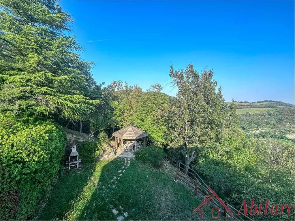Jardin - Villa with Garden and Open Views in Borgomale