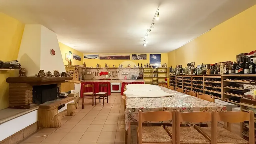 Rooms - Modern Terrace Villa in Pettino, L'Aquila