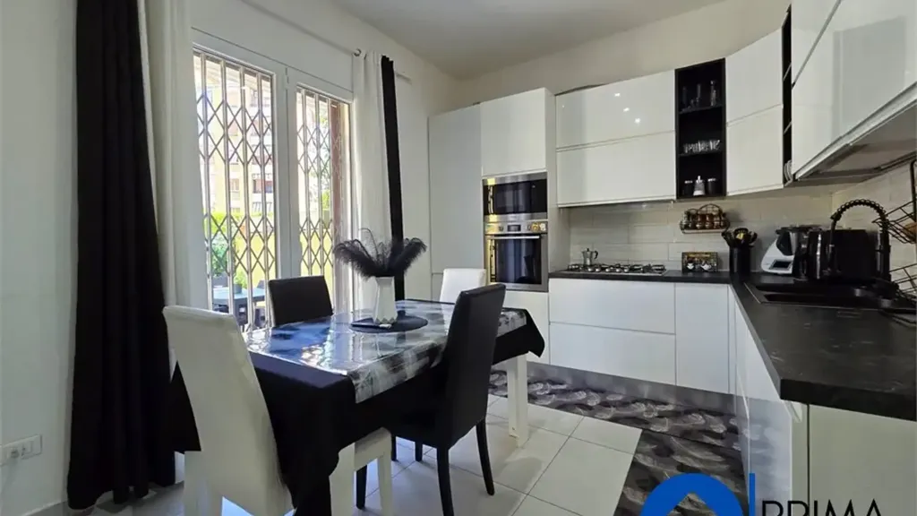 Kitchen - Villa with Two Gardens on Viale Donatelli, Terni