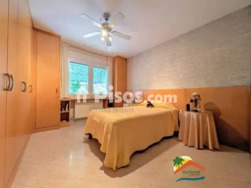 Chambres - Chalet with Pool and Solar Panels in Cala Canyelles