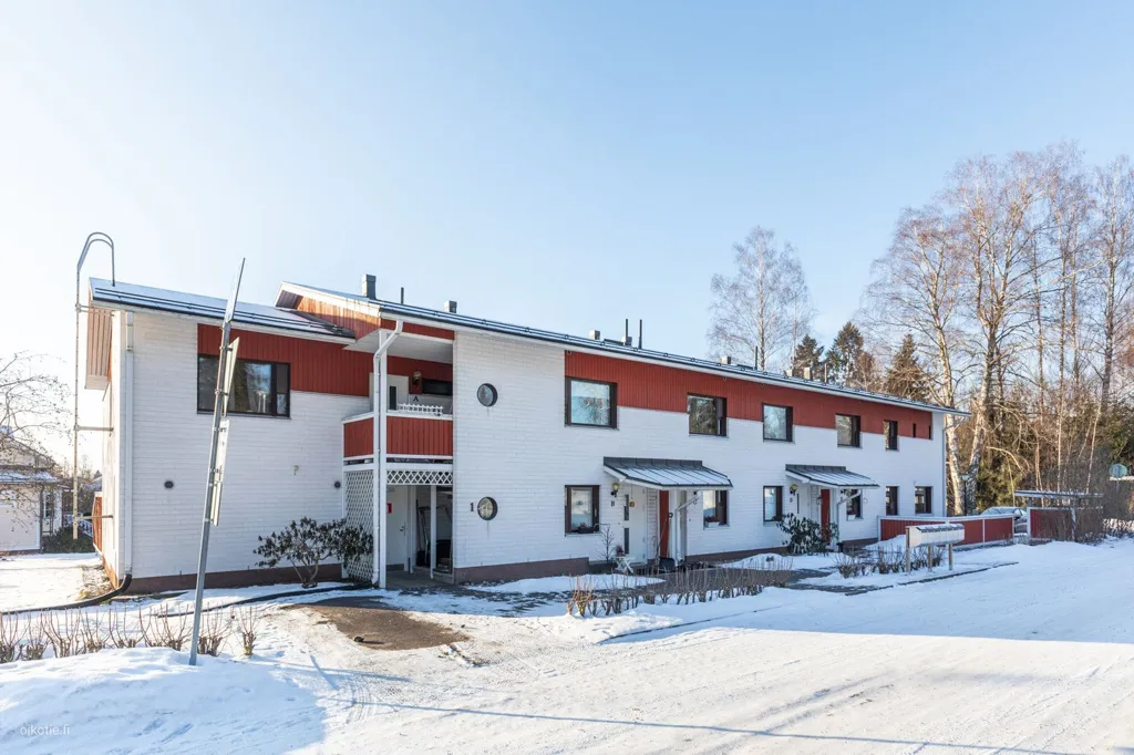Välivaade - Terraced House with Balcony in Pyhätön, Heinola