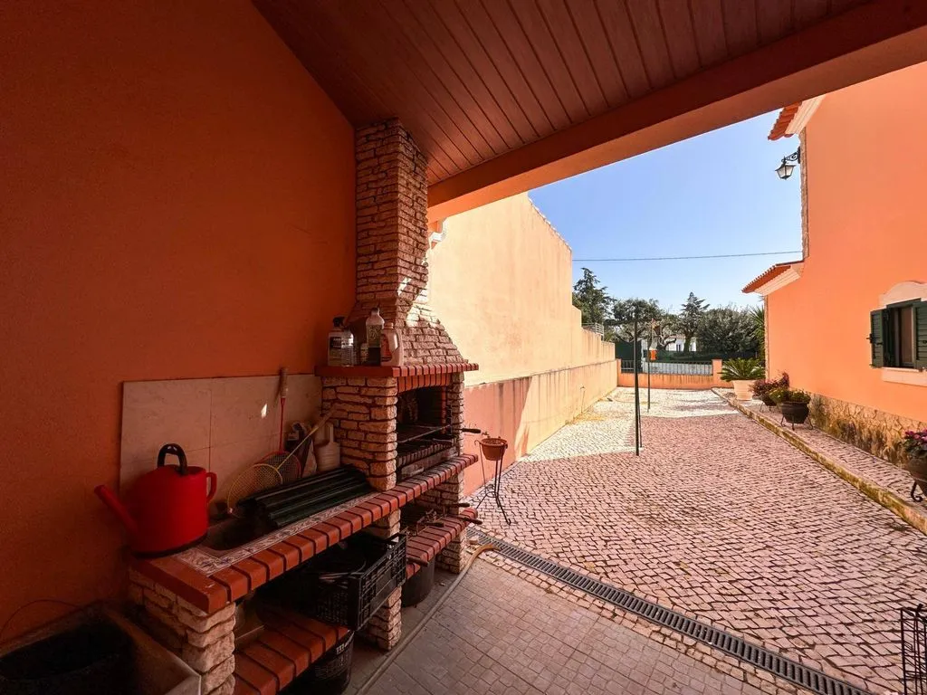 Terrasse - Luxury Villa with Garden in Póvoa de Santarém