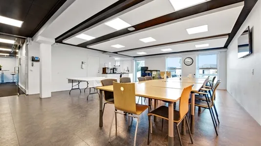 Sala da pranzo - Warehouse with Modern Features in Lynge