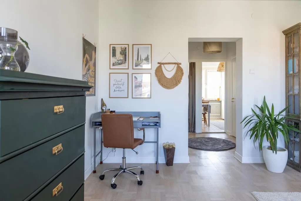 Bureau - Apartment with Balcony in Sorgenfri, Malmö