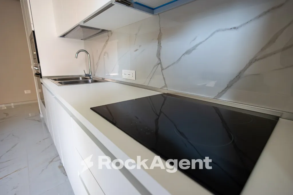 Cuisine - Modernised Apartment with Balcony in Catanzaro