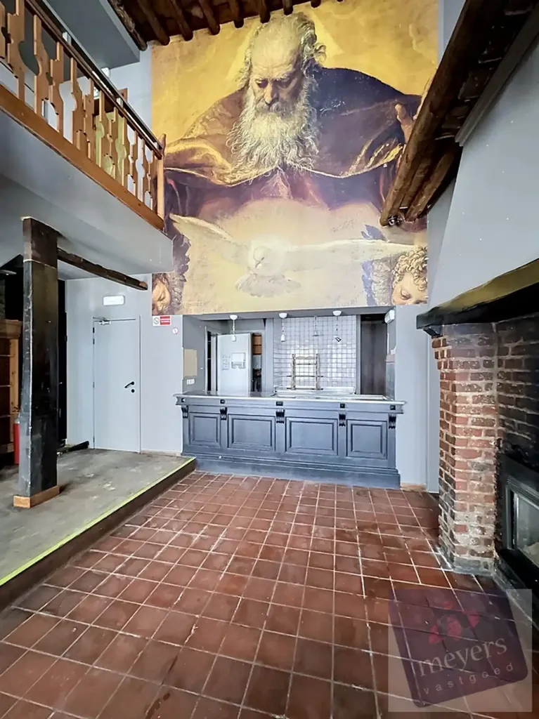 Séjour - Pavillon Commercial avec Terrasse à Hasselt
