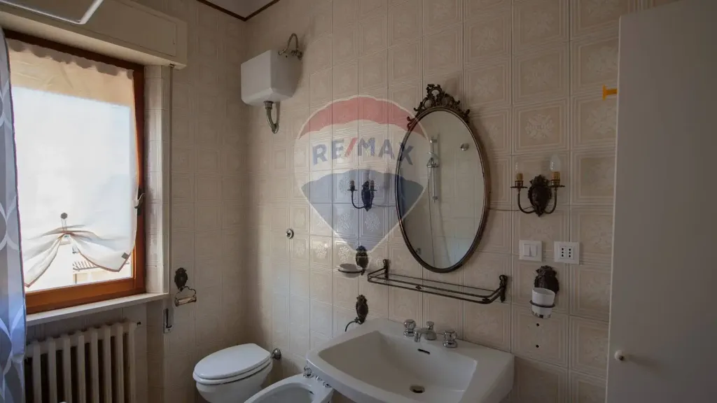 Bathrooms - Penthouse with Panoramic Terraces in Ostra