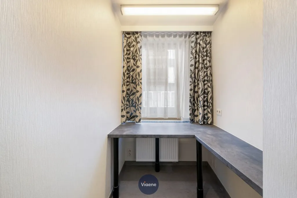 Bureau - Duplex Penthouse avec Terrasse à Oostende