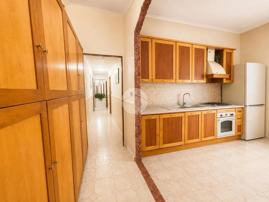 Cuisine - Student Room in Shared Apartment, Vico Parrettari, Naples