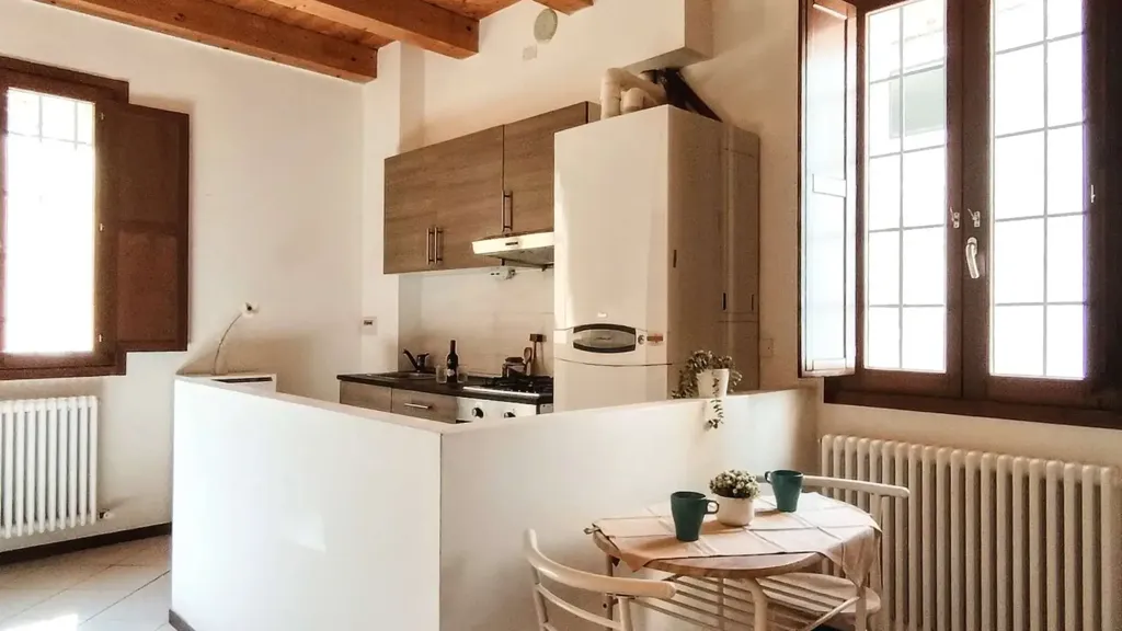 Köök - Studio with Private Courtyard in Cento
