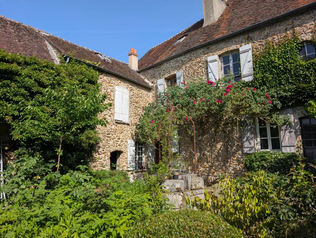 Giardino - Charming Property with Two Homes in Chaumes-en-Brie