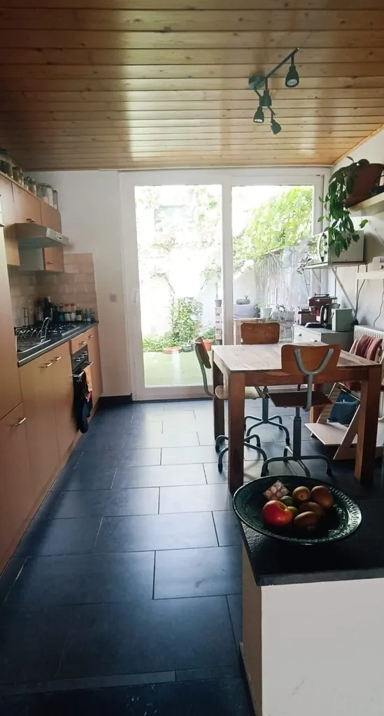 Cuisine - Maison Charmante avec Terrasse à Gand
