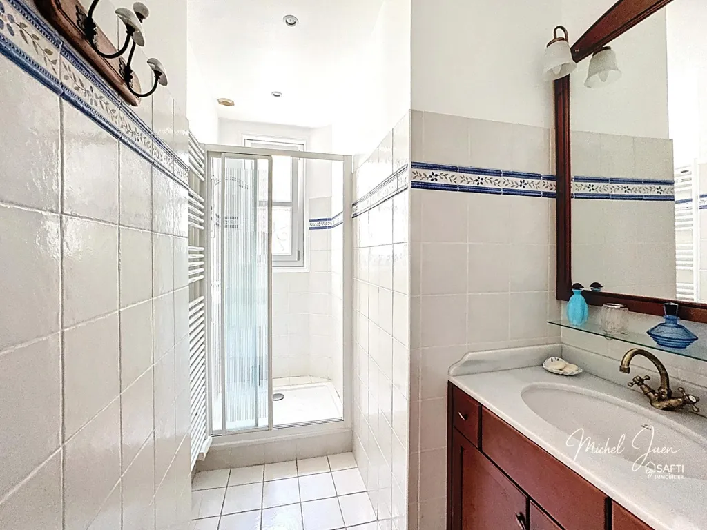 Vannitoad - Art Deco Apartment with Balcony in Biarritz