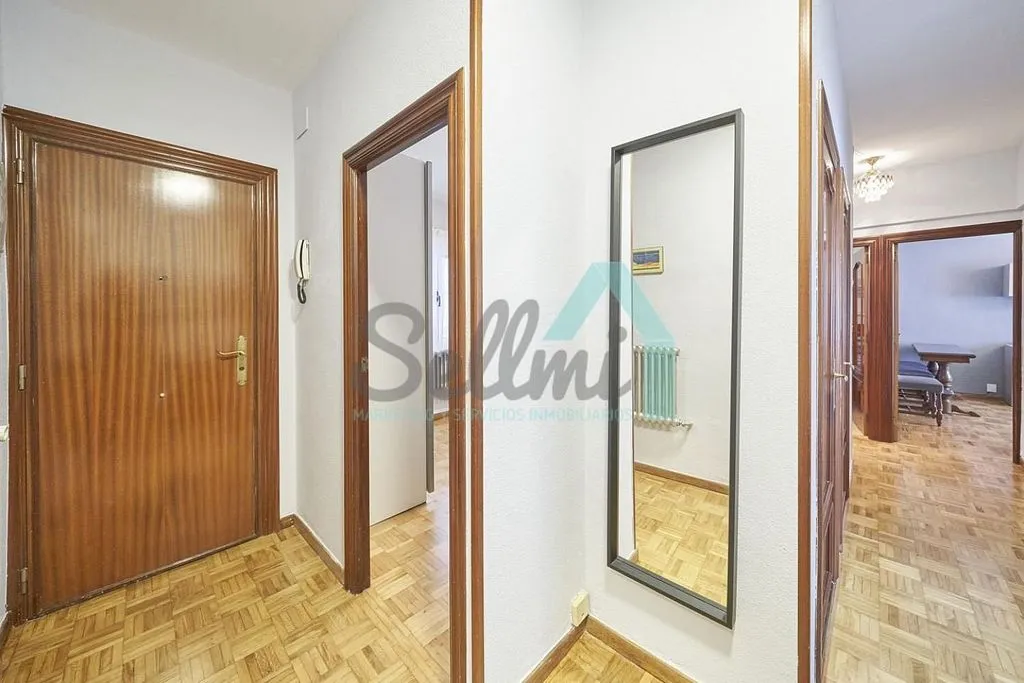 Ingresso - Furnished Flat with Study Spaces in Oviedo