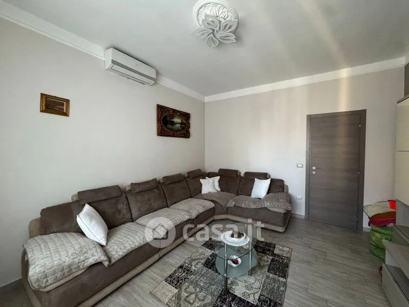 Séjour - Fully Rented Trilocale with Balcony in Vercelli