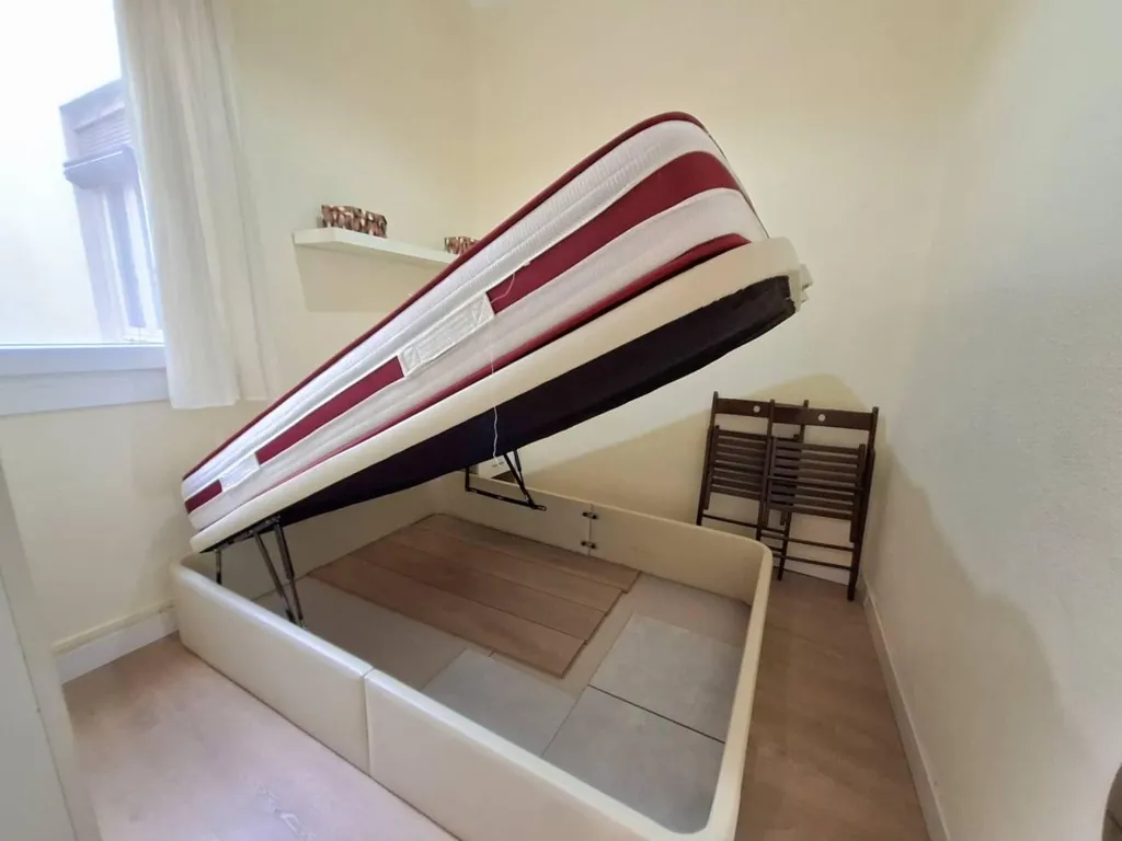 Chambres - Furnished Flat in University-Malasaña, Madrid