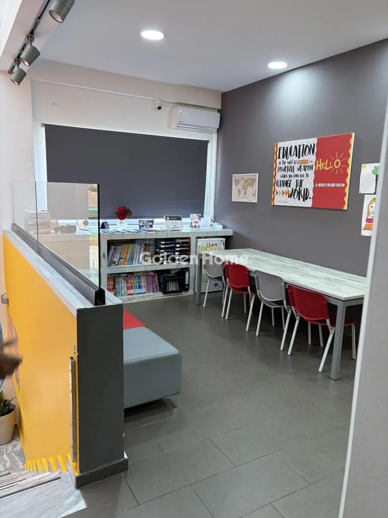 Studio - Commercial Space with Parking in Nea Makri Centre