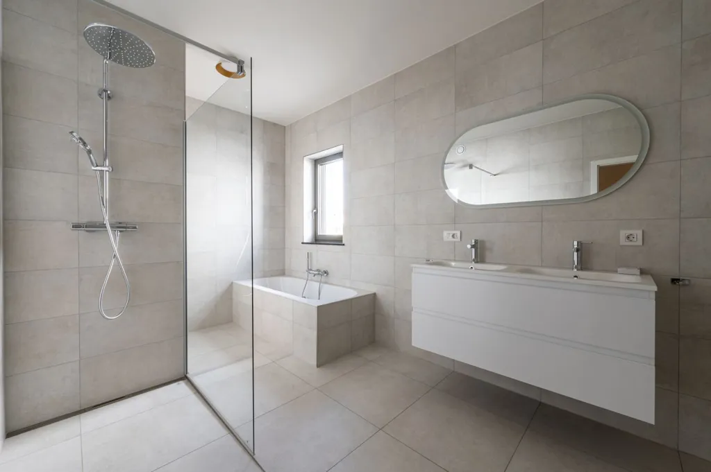 Salles de bain - Maison Écologique avec Terrasse à Linger