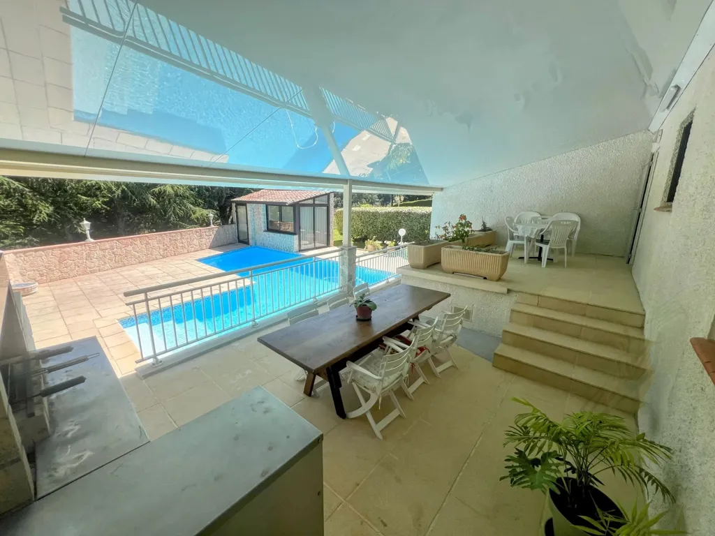 Piscine - Villa avec Vue Imprenable et Piscine près de Limoux