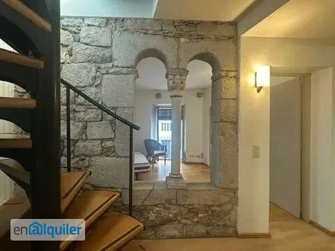 Toad - Charming Duplex with Balcony in Girona's Old Town