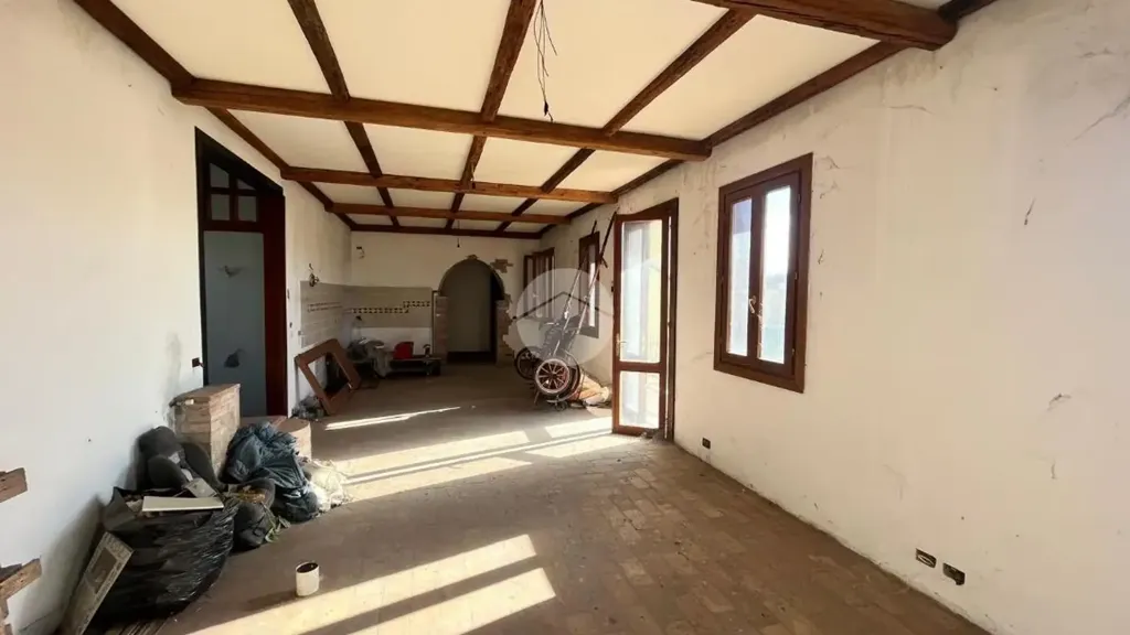 Toad - Rustic House to Renovate in Vigonza