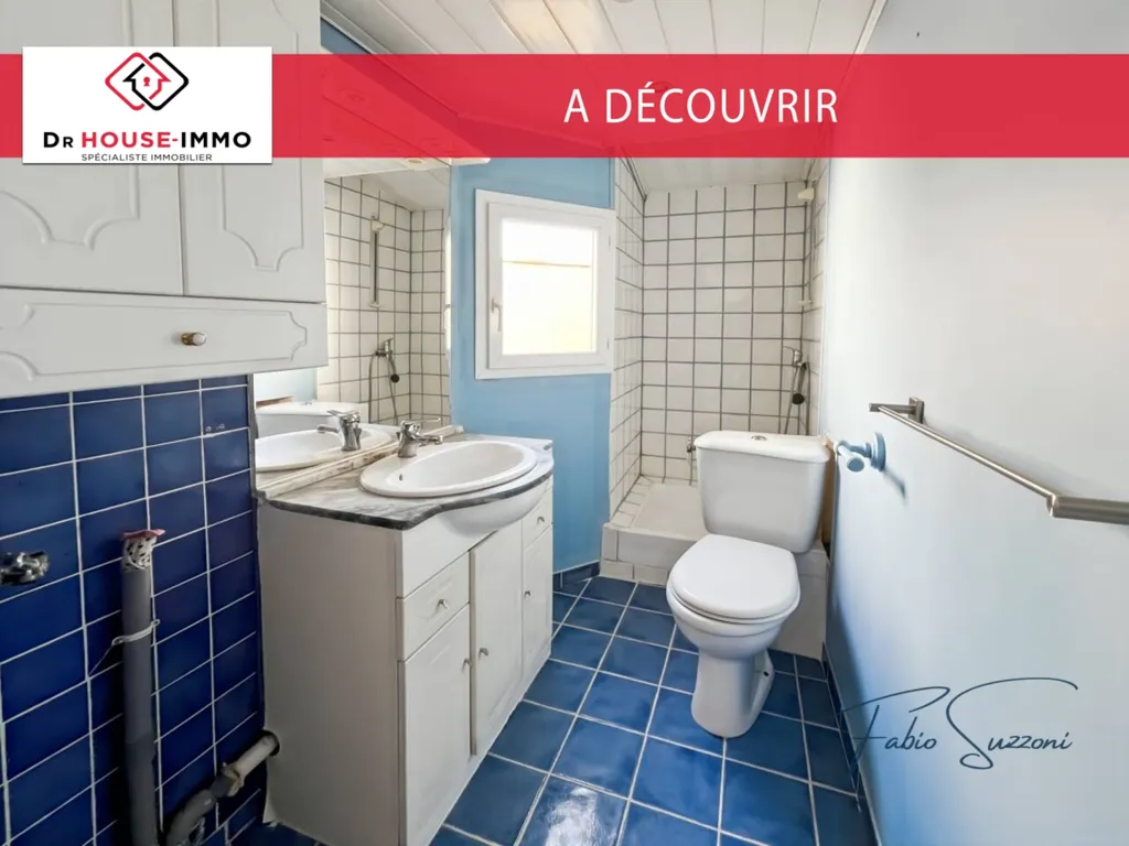 Salles de bain - Appartement Duplex avec Terrasse en Centre-Village à Gareoult