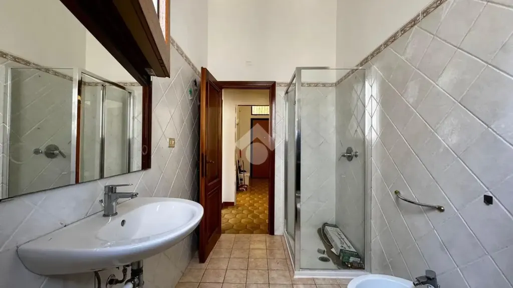 Vannitoad - Quadrilocale with Balcony in Sesto Fiorentino