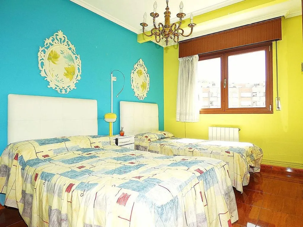 Chambres - Apartment with Balcony in Arrontegi Centre