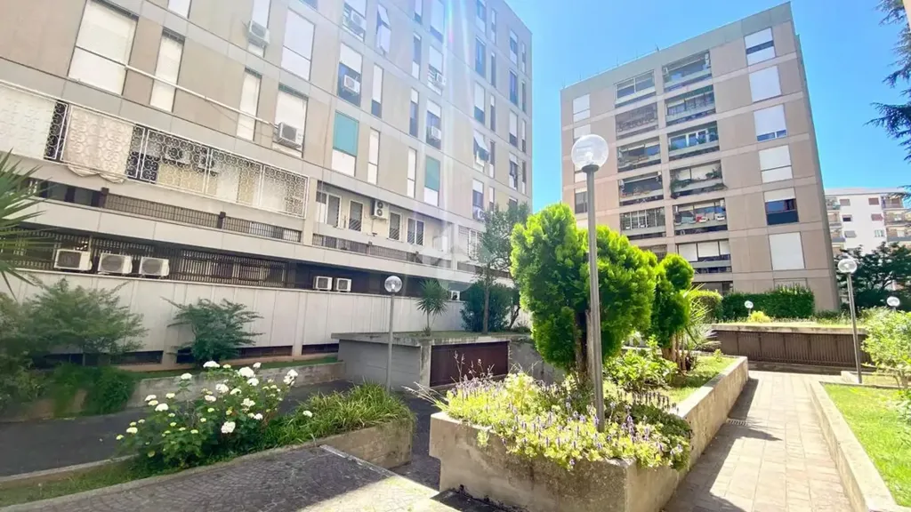 Giardino - Bright Triplex with Balcony in Rome