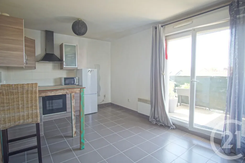 Köök - Studio with Balcony in Choisy-le-Roi