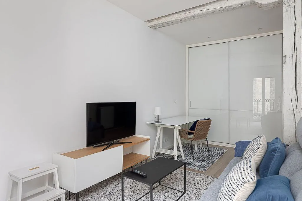 Séjour - 1-Bedroom Apartment with Elevator in Old Town