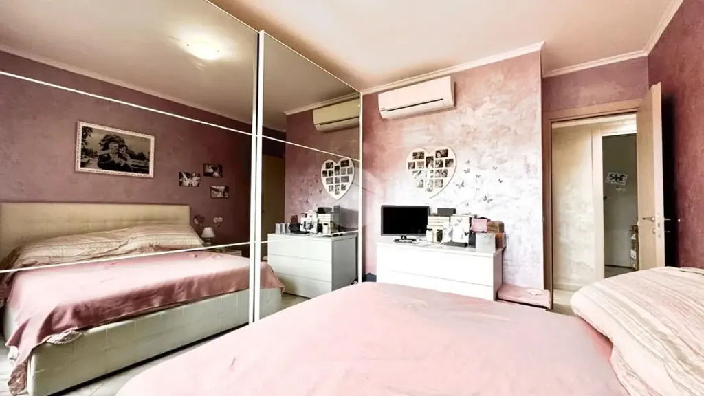 Magamistoad - Triplex with Balcony in Cinecittà Est, Rome