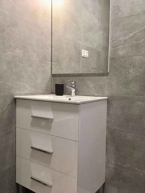 Salles de bain - Modernised Flat with Air Conditioning in Bellas Vistas