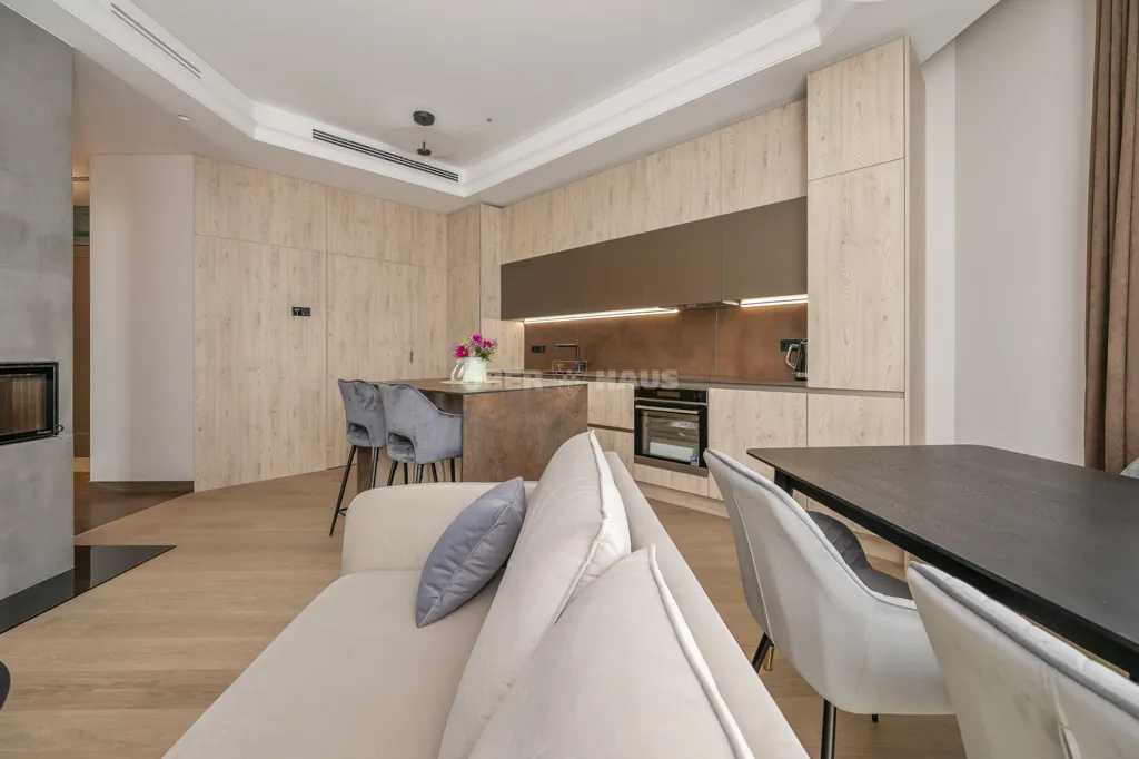 Séjour - 3-Bedroom Apartment with Park View in Vilnius