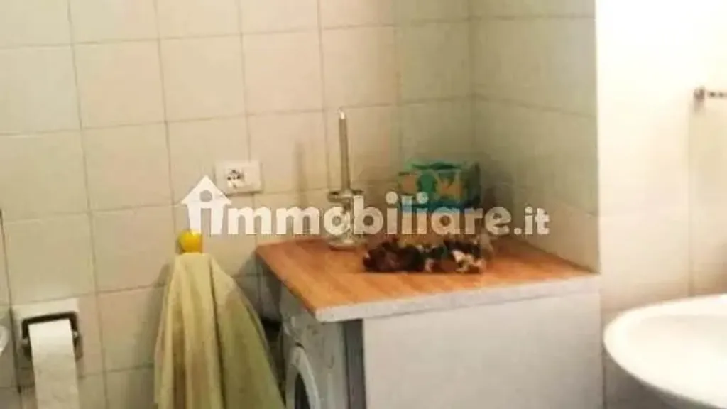Salles de bain - Apartment with Independent Entry in Ancona Centre