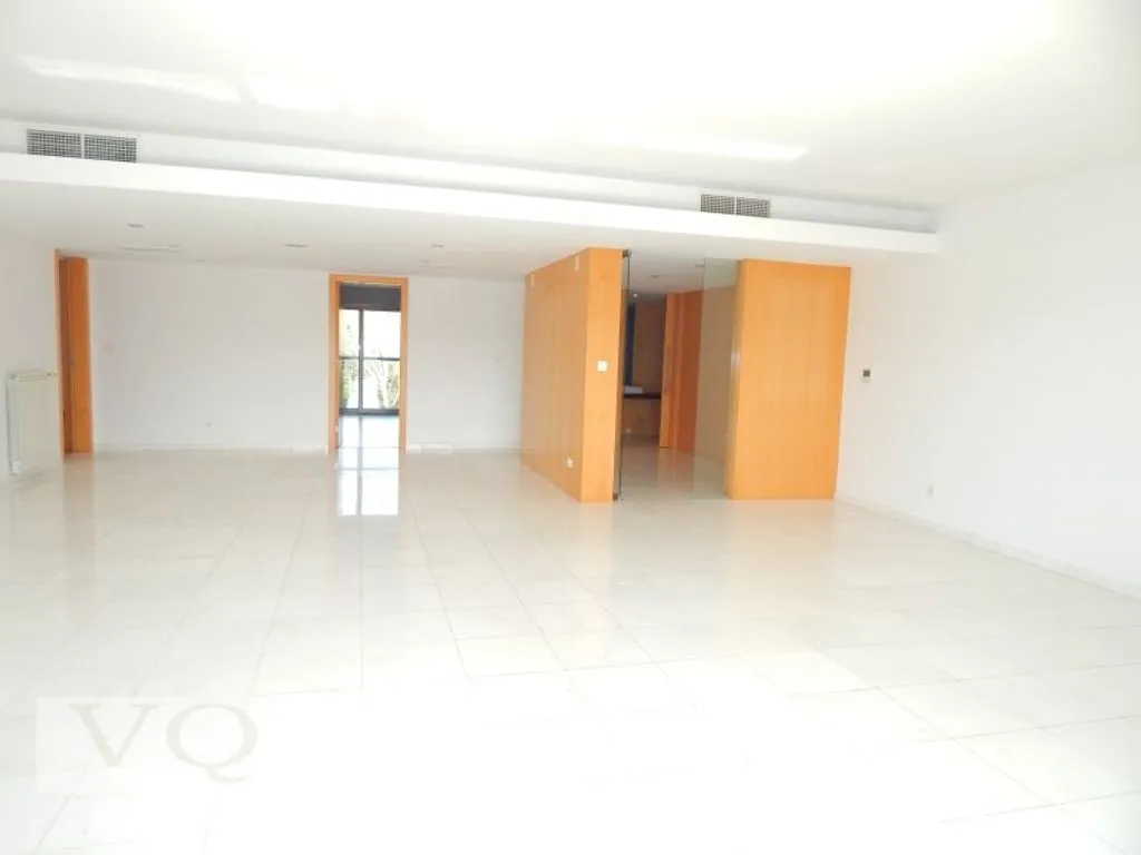 Pièces - Luxury Flat with Pool in Cascais