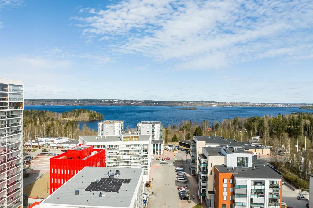 Vue aérienne - Corner Flat with Balcony in Pirkkala Centre