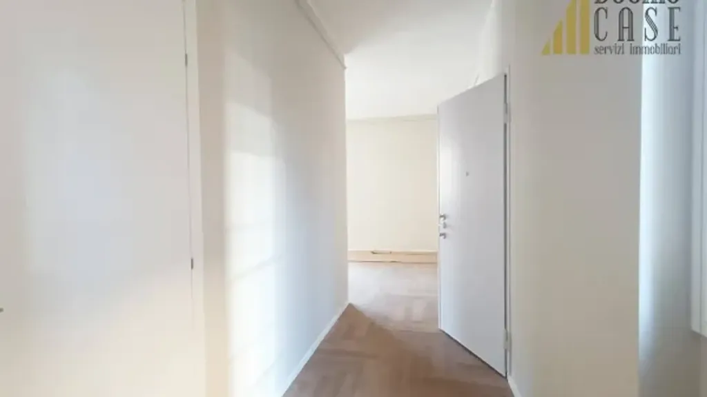 hallway_entrance